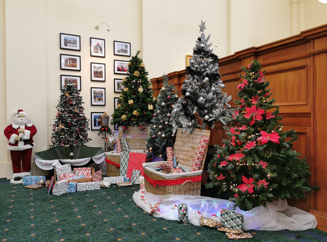 Community Christmas Tree spreads joy